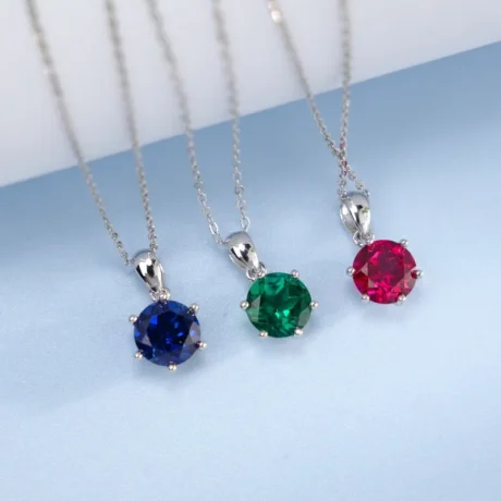 Korean Version Simple Inlaid Zircon Necklace with Red Pendant Fashionable and Elegant Accessory