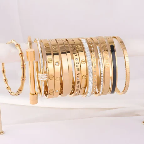 Waterproof Zircon love Nail Heart Bangle Non Tarnish 18K Gold Plated Stainless Steel Bangles Bracelet for Women